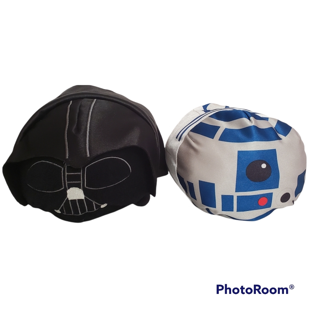Tsum Tsum Darth Vader and R2D2
